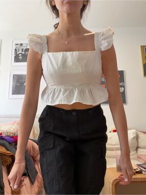 Nasty Gal White Ruffle-Sleeve Square-Neck Crop Top